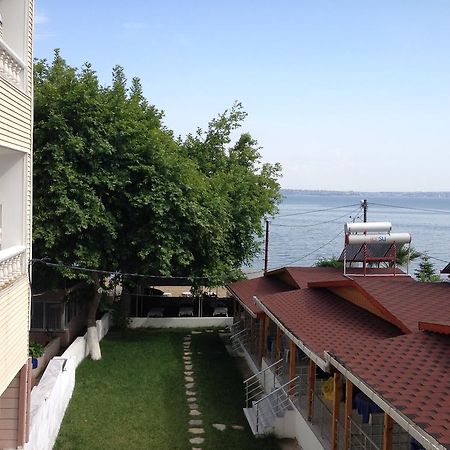 Erkin Apart Hotel Karsiyaka  Екстериор снимка