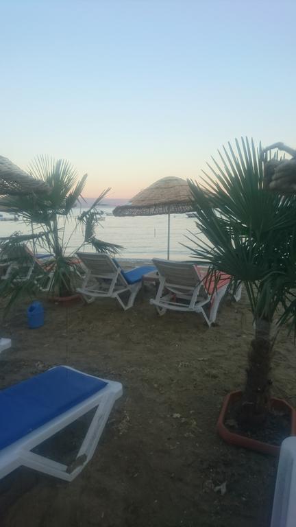 Erkin Apart Hotel Karsiyaka  Екстериор снимка