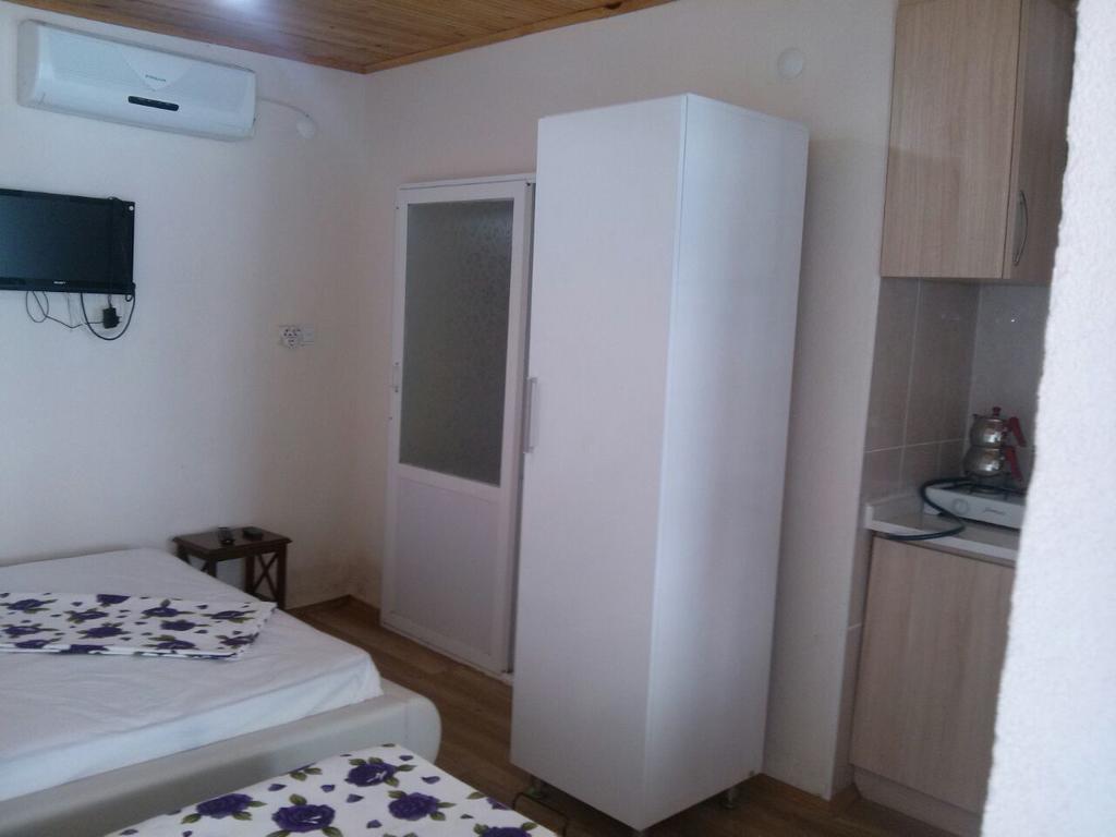 Erkin Apart Hotel Karsiyaka  Екстериор снимка